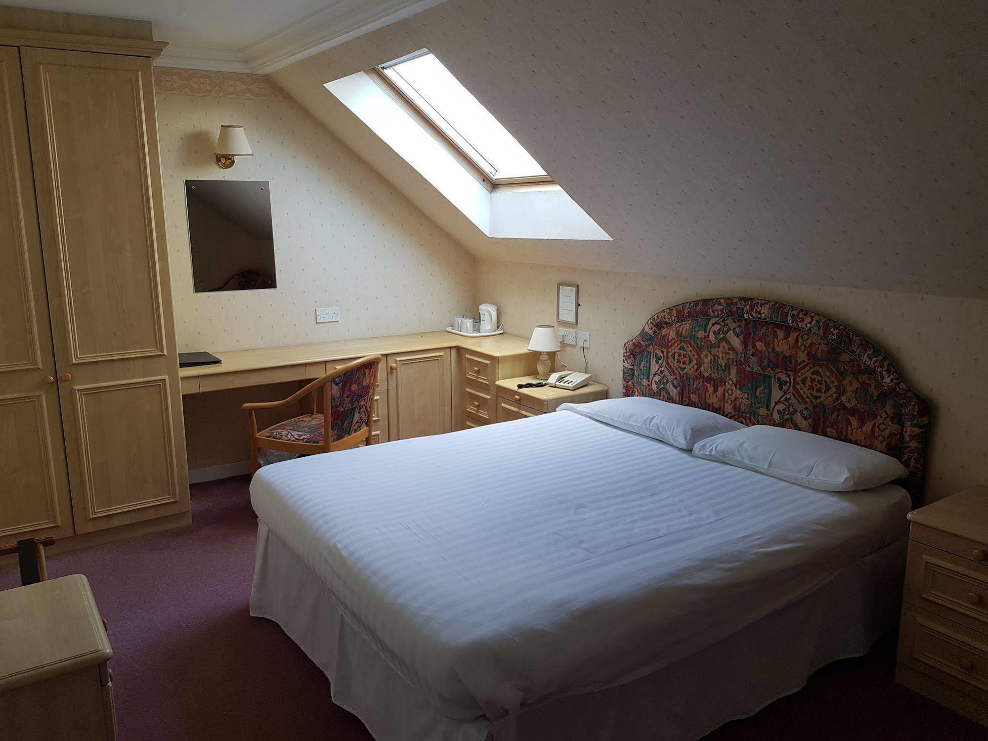 Annfield House Hotel Irvine  Esterno foto